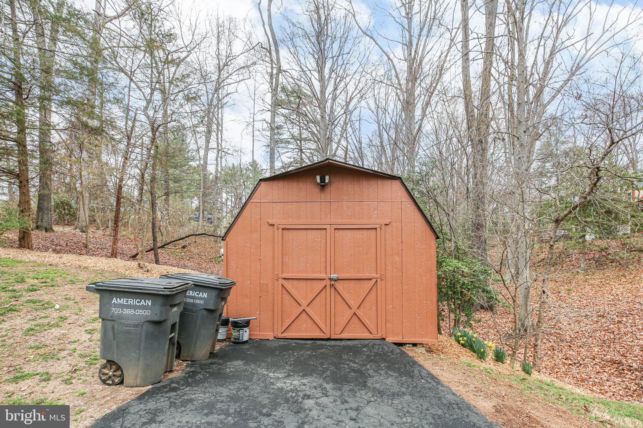 RIVERS EDGE - Residential