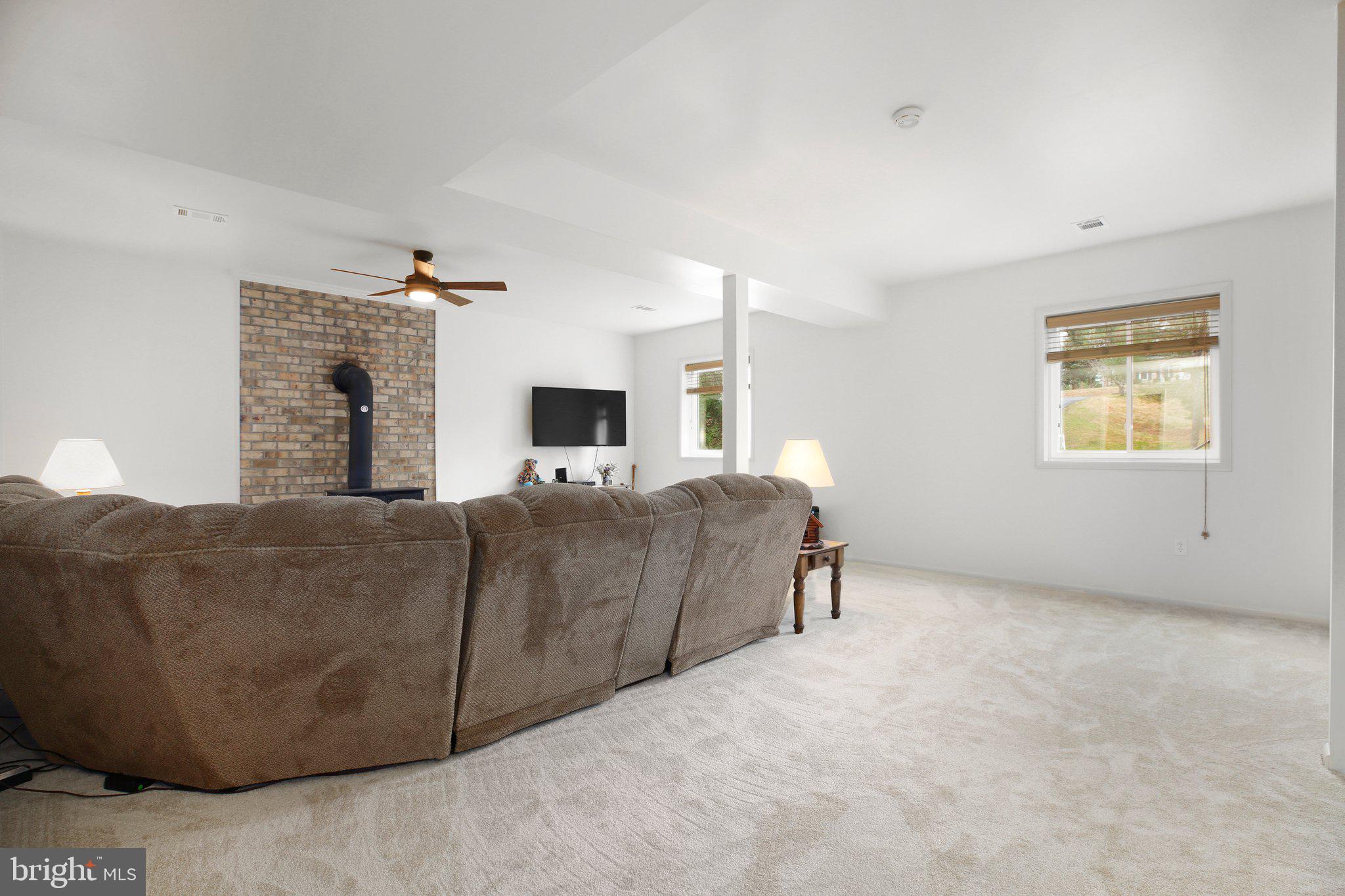 RIVERS EDGE - Residential