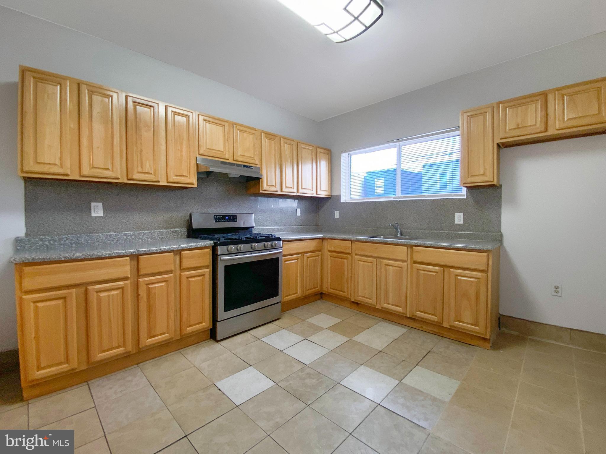 5726 FLORENCE AVENUE