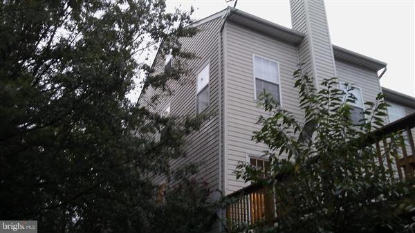 HOWARDS RIDGE - Residential