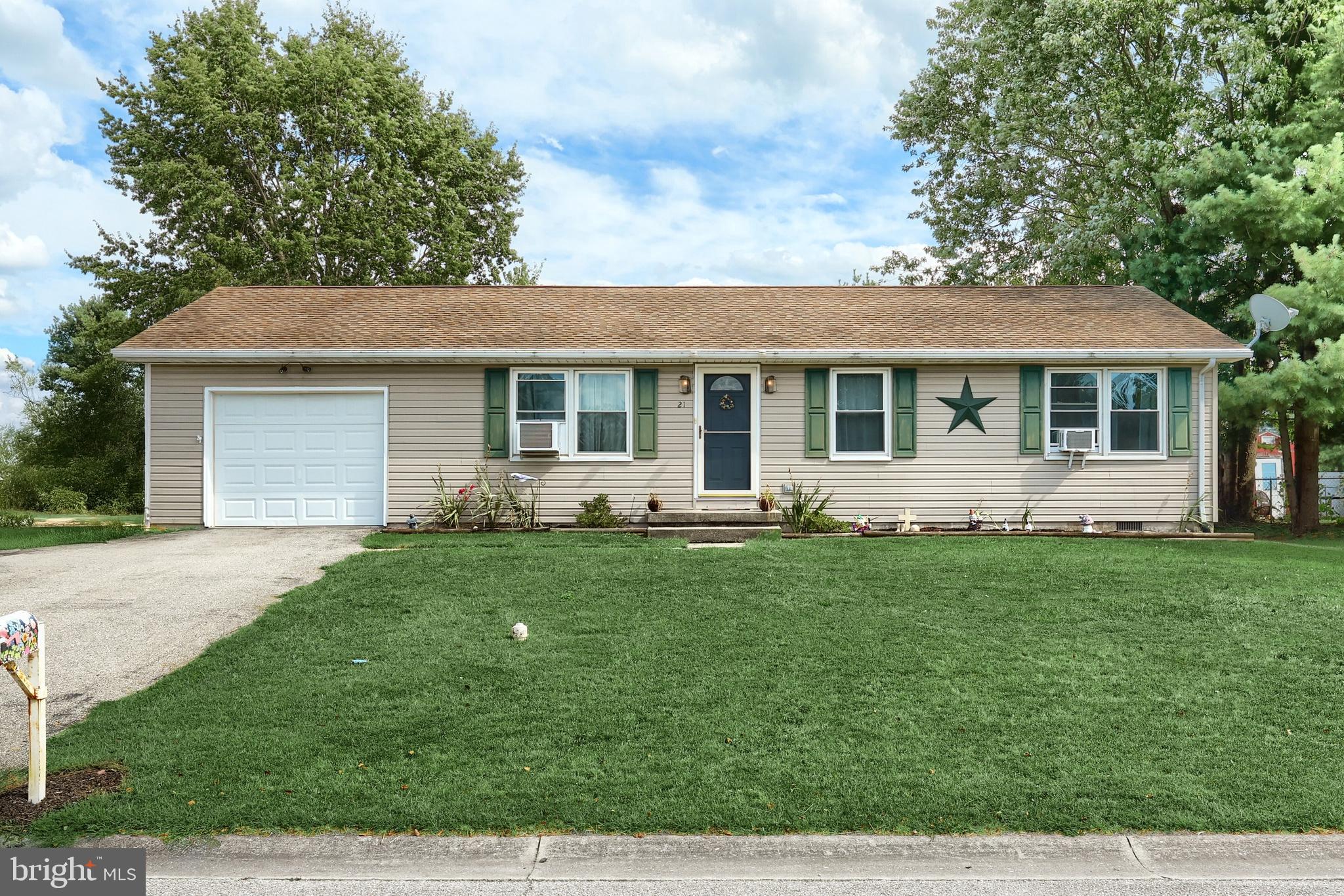 21 BONNIEFIELD CIRCLE