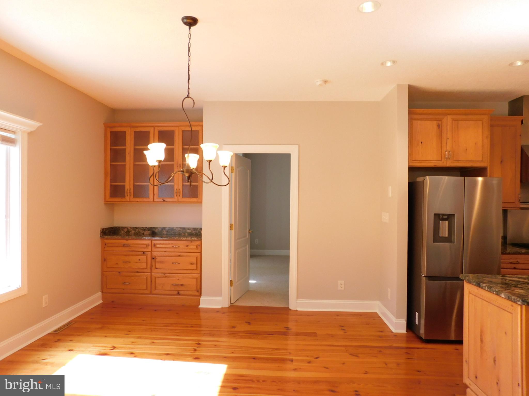 487 BROOKFIELD DRIVE