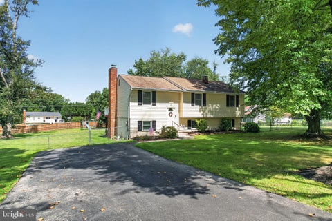 Homes For Sale - 5850 Stephen Reid Road<br/> HUNTINGTOWN, MD 20639