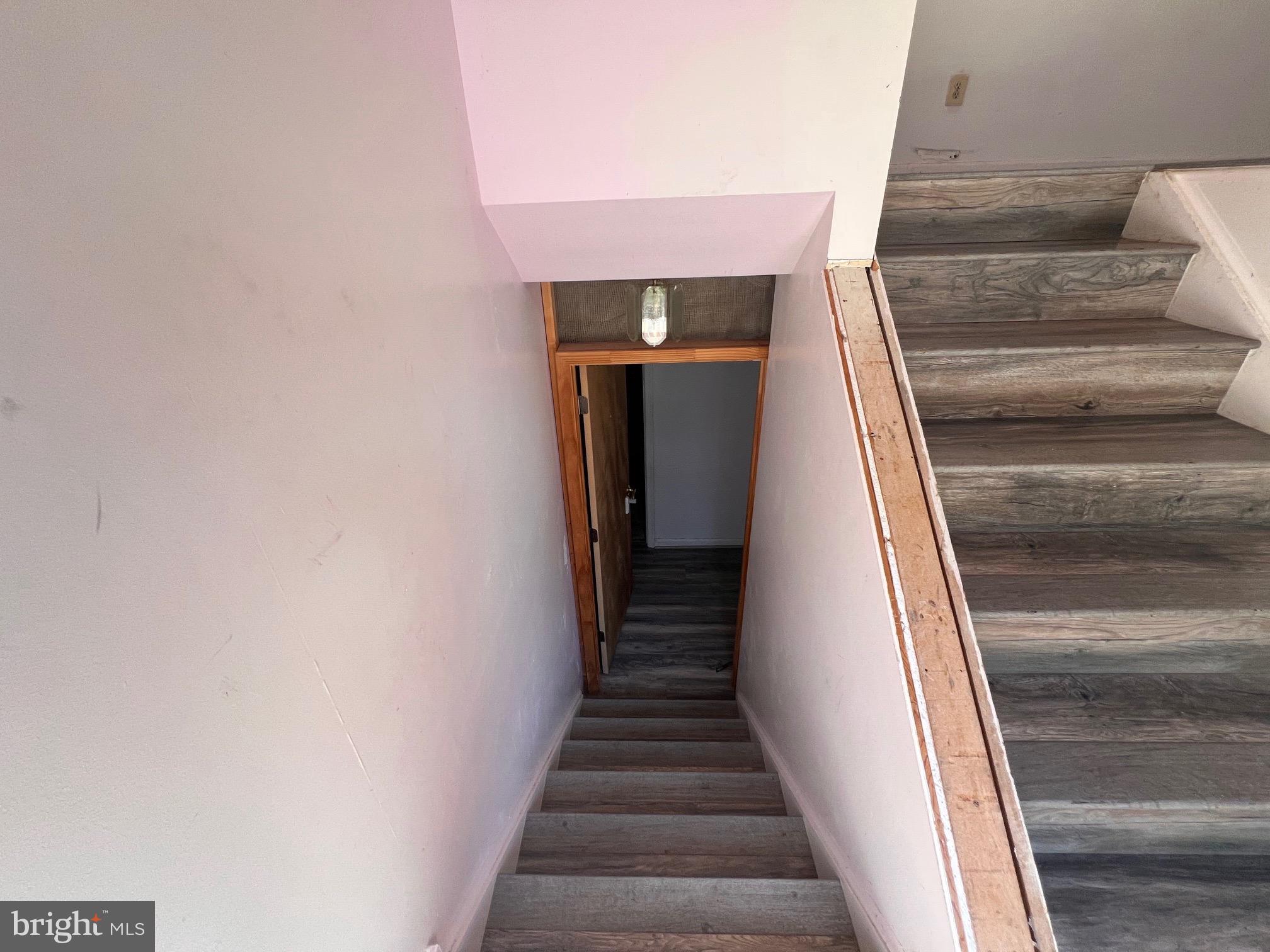 VISTA WOODS - Residential