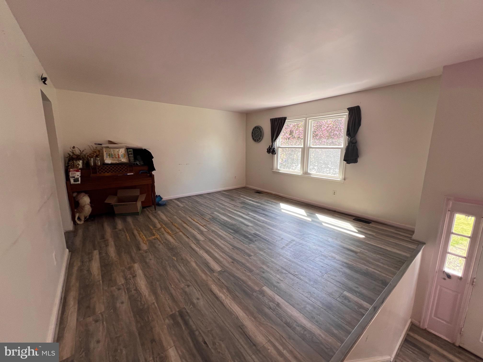 VISTA WOODS - Residential