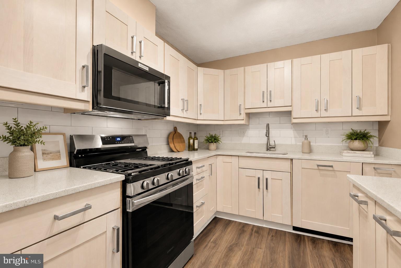 1300 ARMY NAVY DRIVE 503
