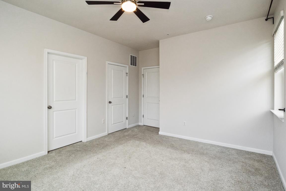 SEVEN OAKS - Residential Lease