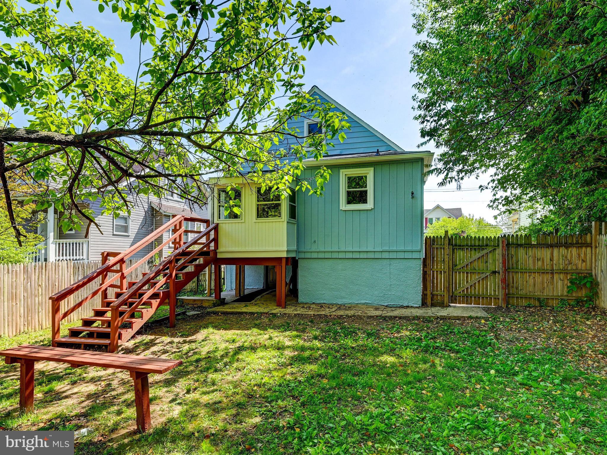 HAMILTON - Residential