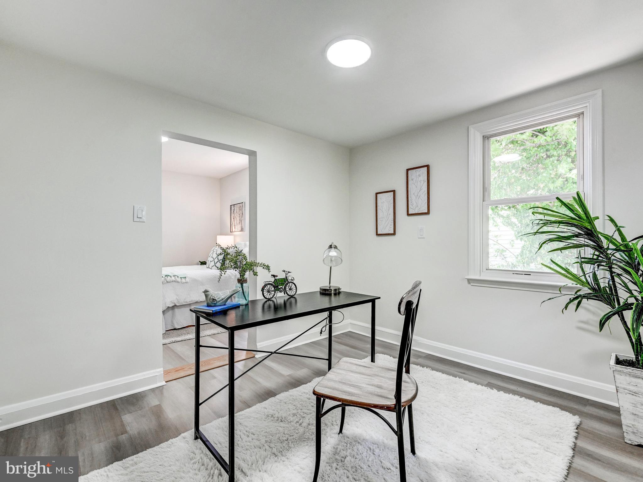 HAMILTON - Residential