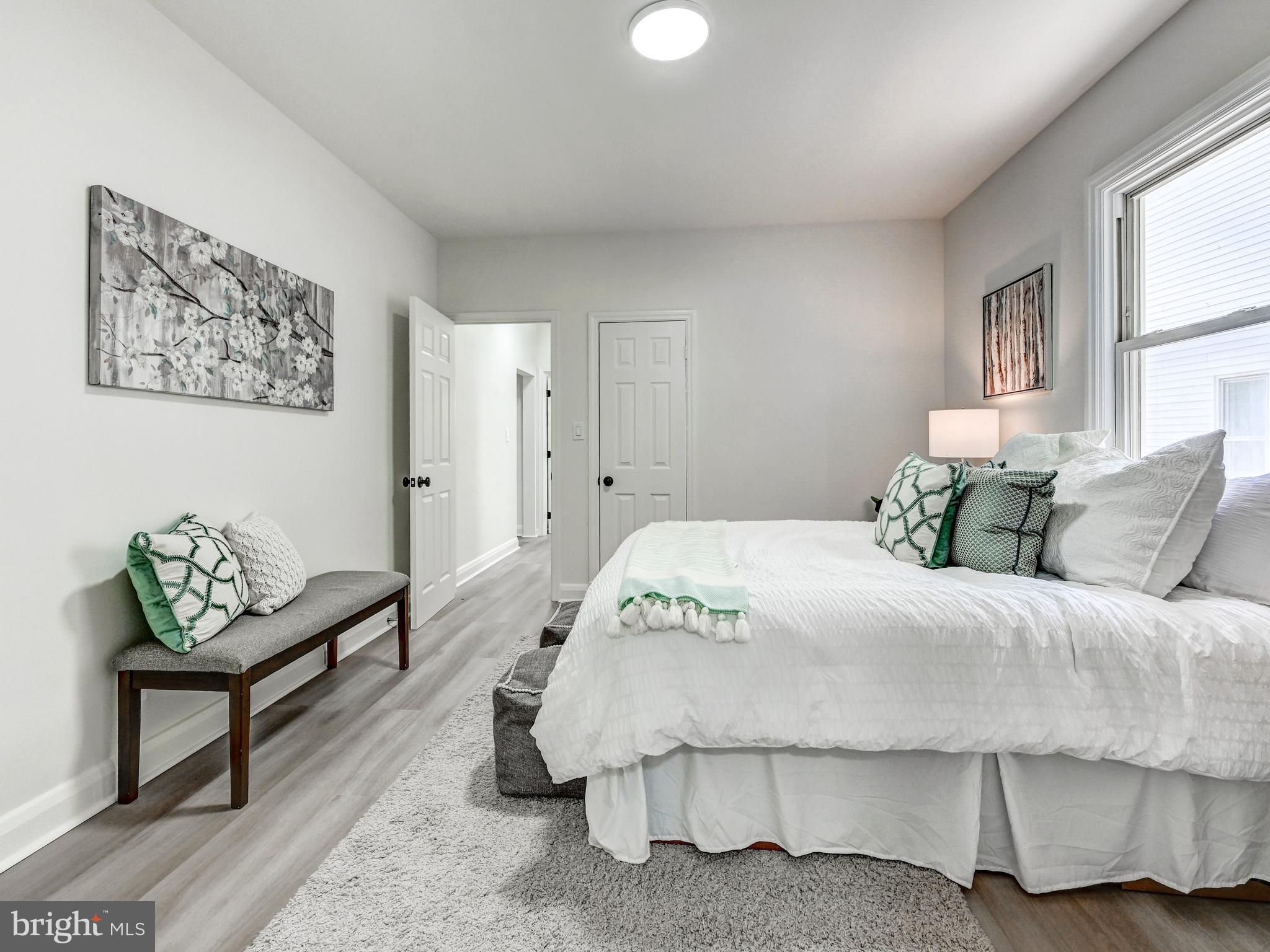 HAMILTON - Residential