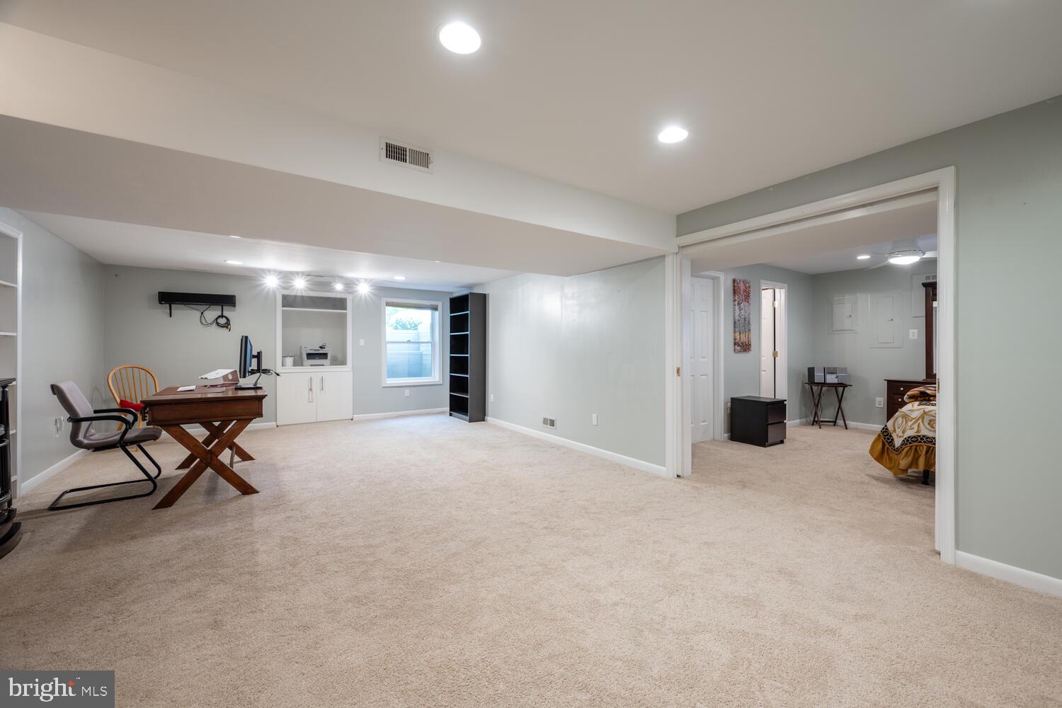 OAK MARR COURTS - Residential Lease