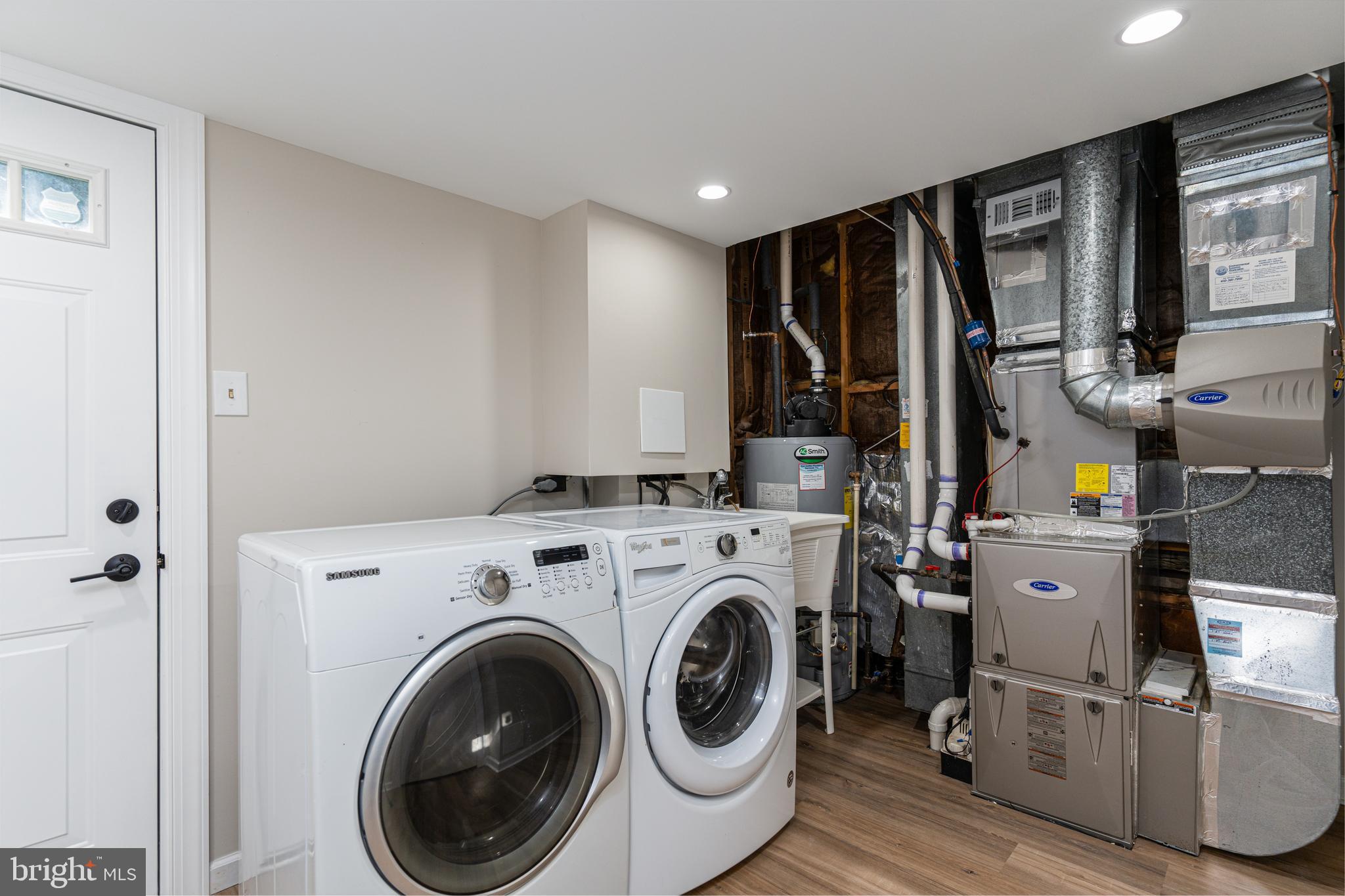 HICKORY RIDGE - Residential