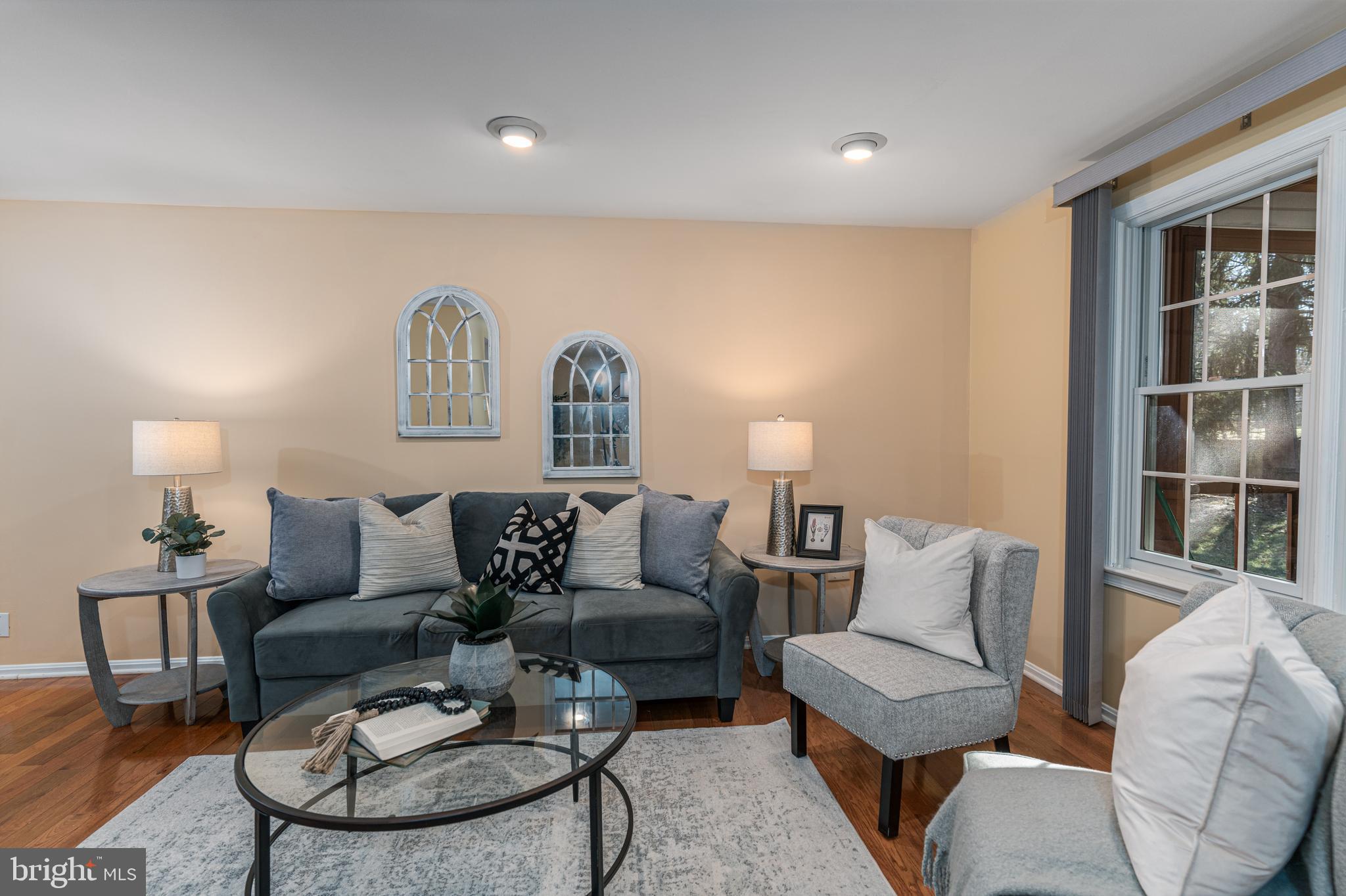 HICKORY RIDGE - Residential