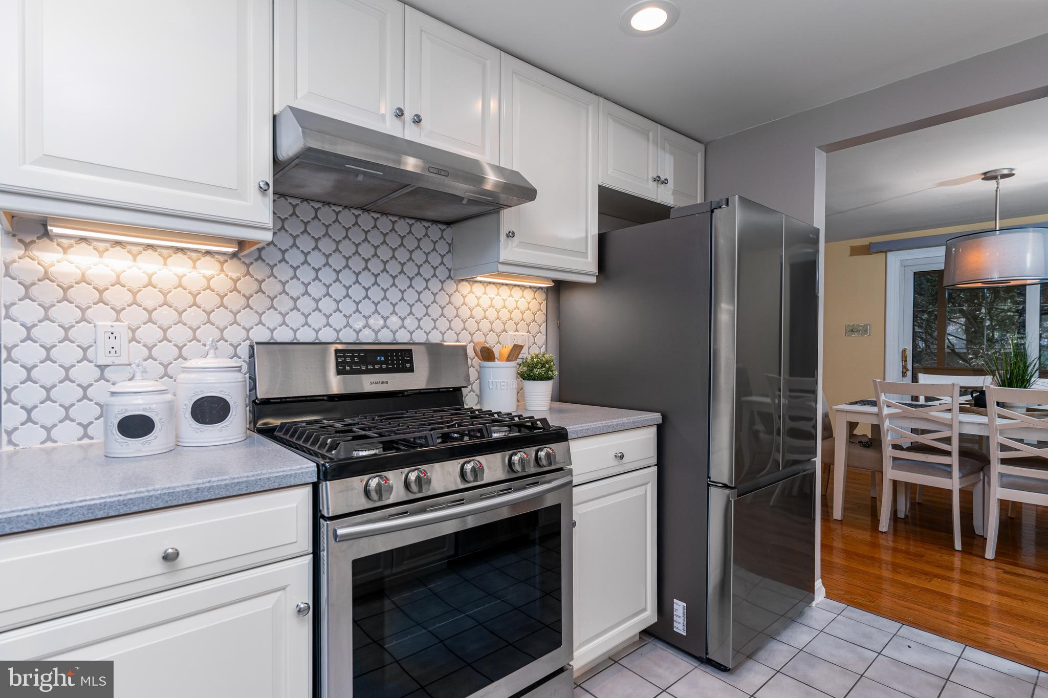 HICKORY RIDGE - Residential