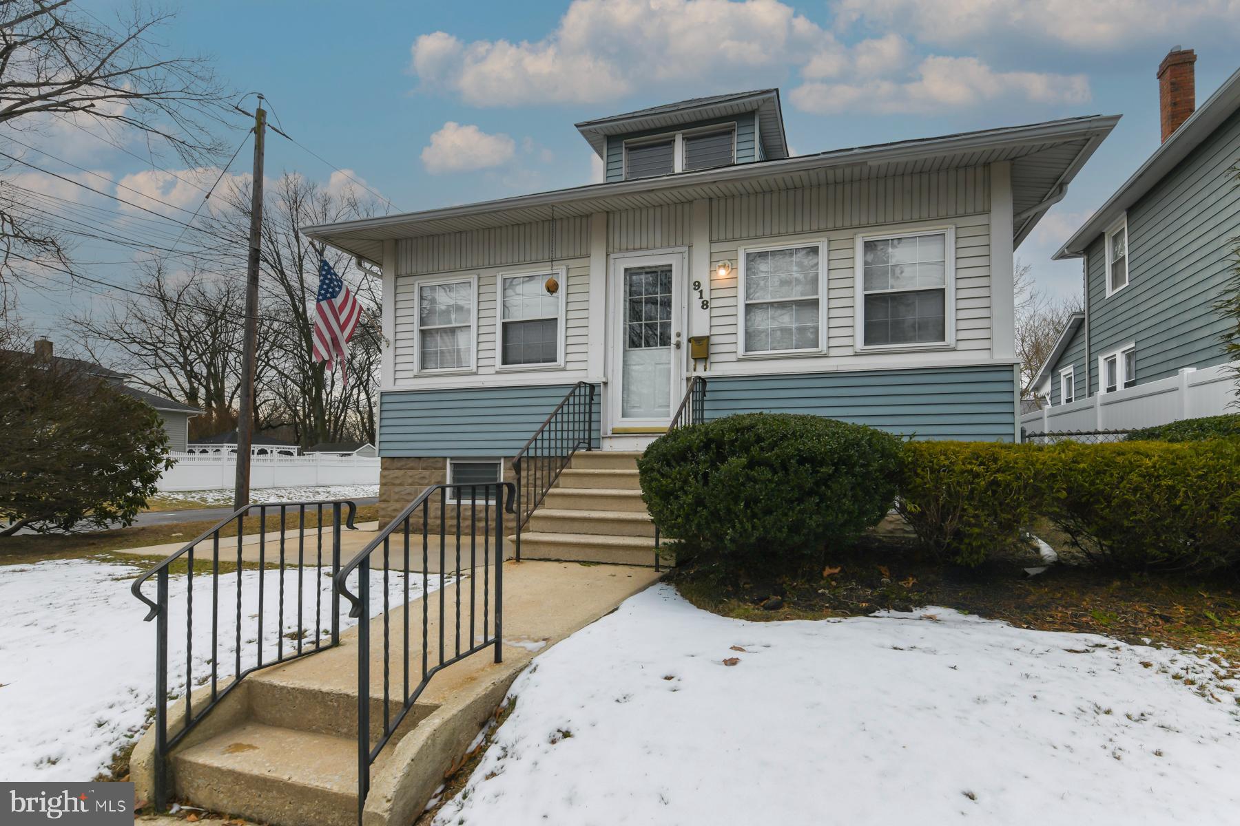 918 HIGHLAND BOULEVARD