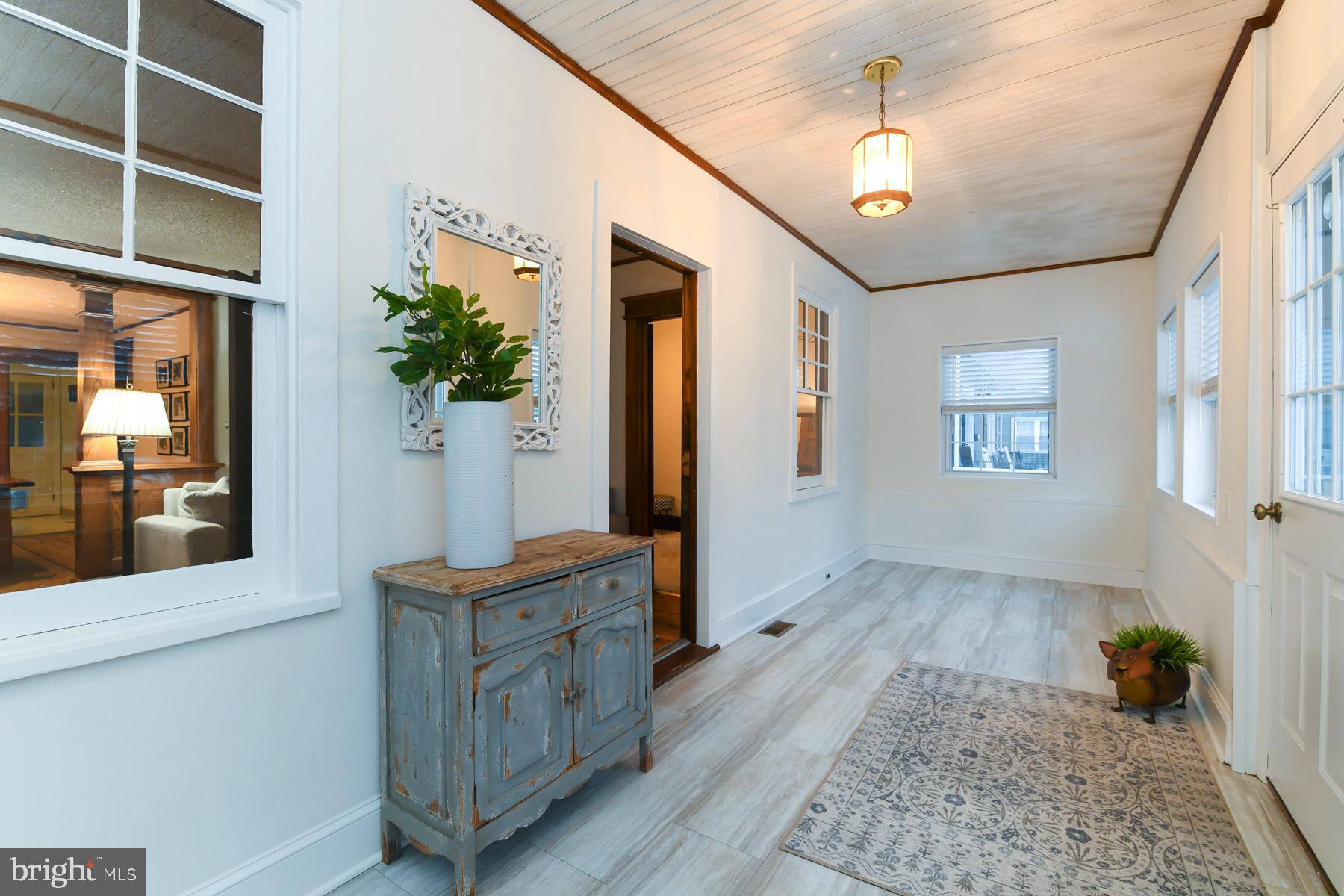 918 HIGHLAND BOULEVARD