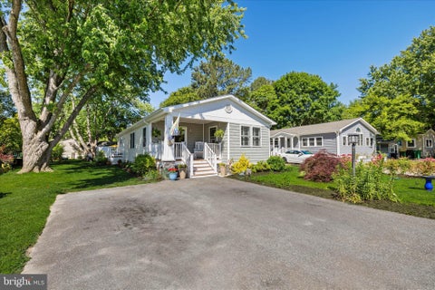 Mobile Home For Sale - 19648 Queen Street<br/> REHOBOTH BEACH, DE 19971