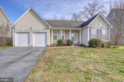 Photo of 1302 Trice Meadows Circle, DENTON, MD 21629 (MLS # MDCM2006588)