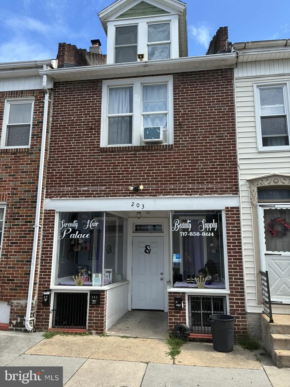 203 PARK PLACE 203-205