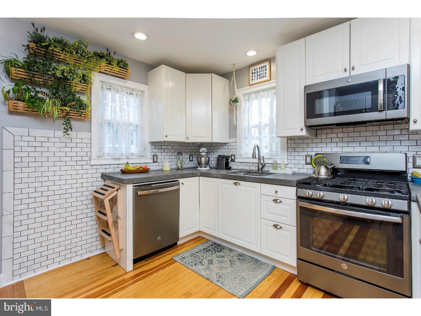 NORTH HILLS - Residential