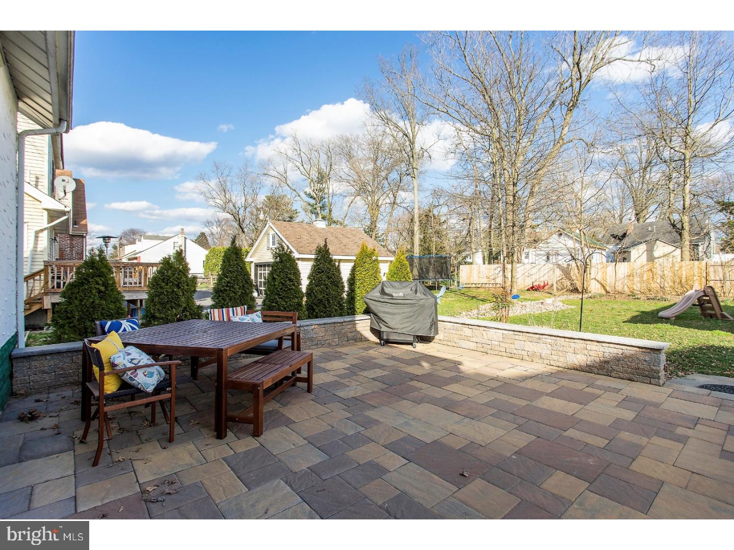 NORTH HILLS - Residential