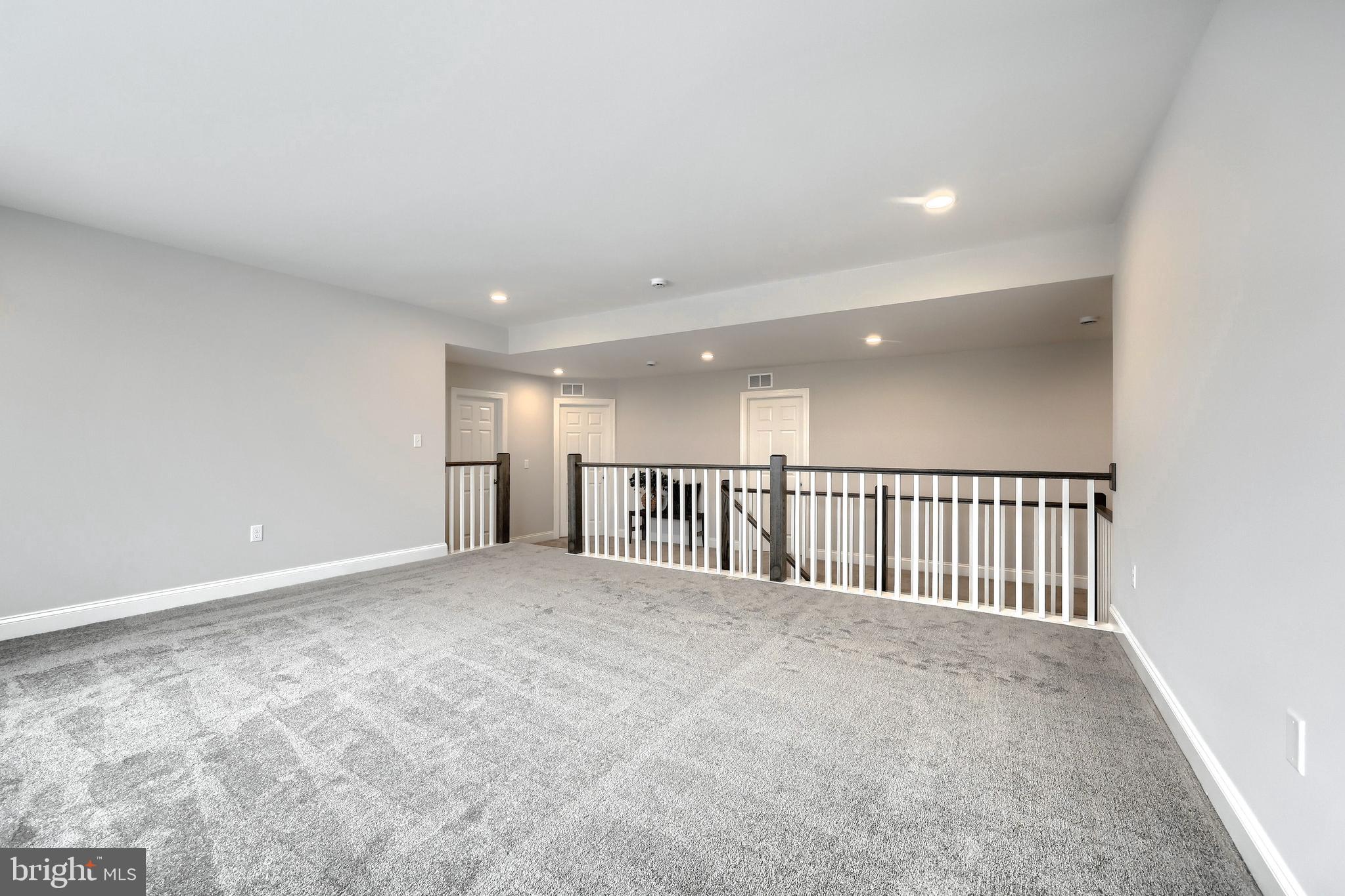 HAWK VALLEY - Residential