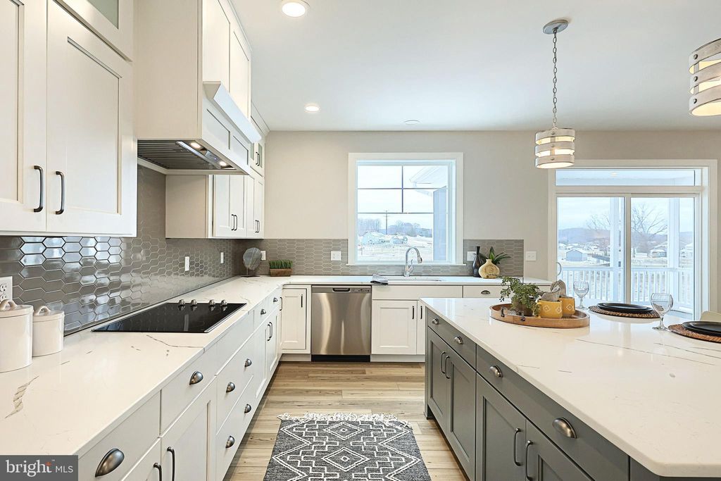 Photo of 228 West Valley Road, DENVER, PA 17517 (MLS # PALA2061672)