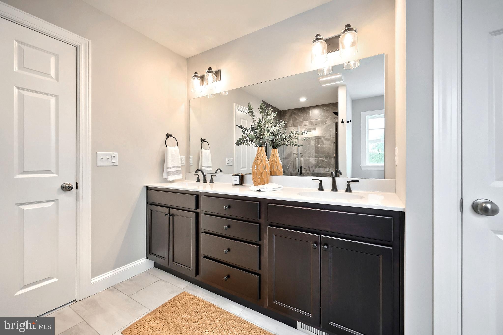 HAWK VALLEY - Residential