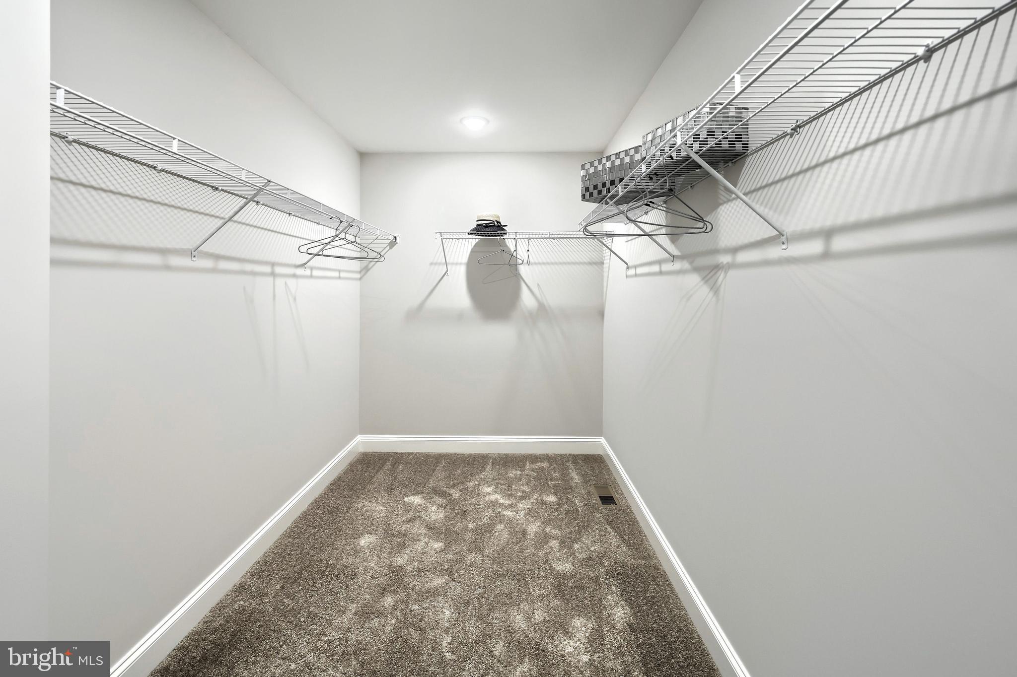 HAWK VALLEY - Residential