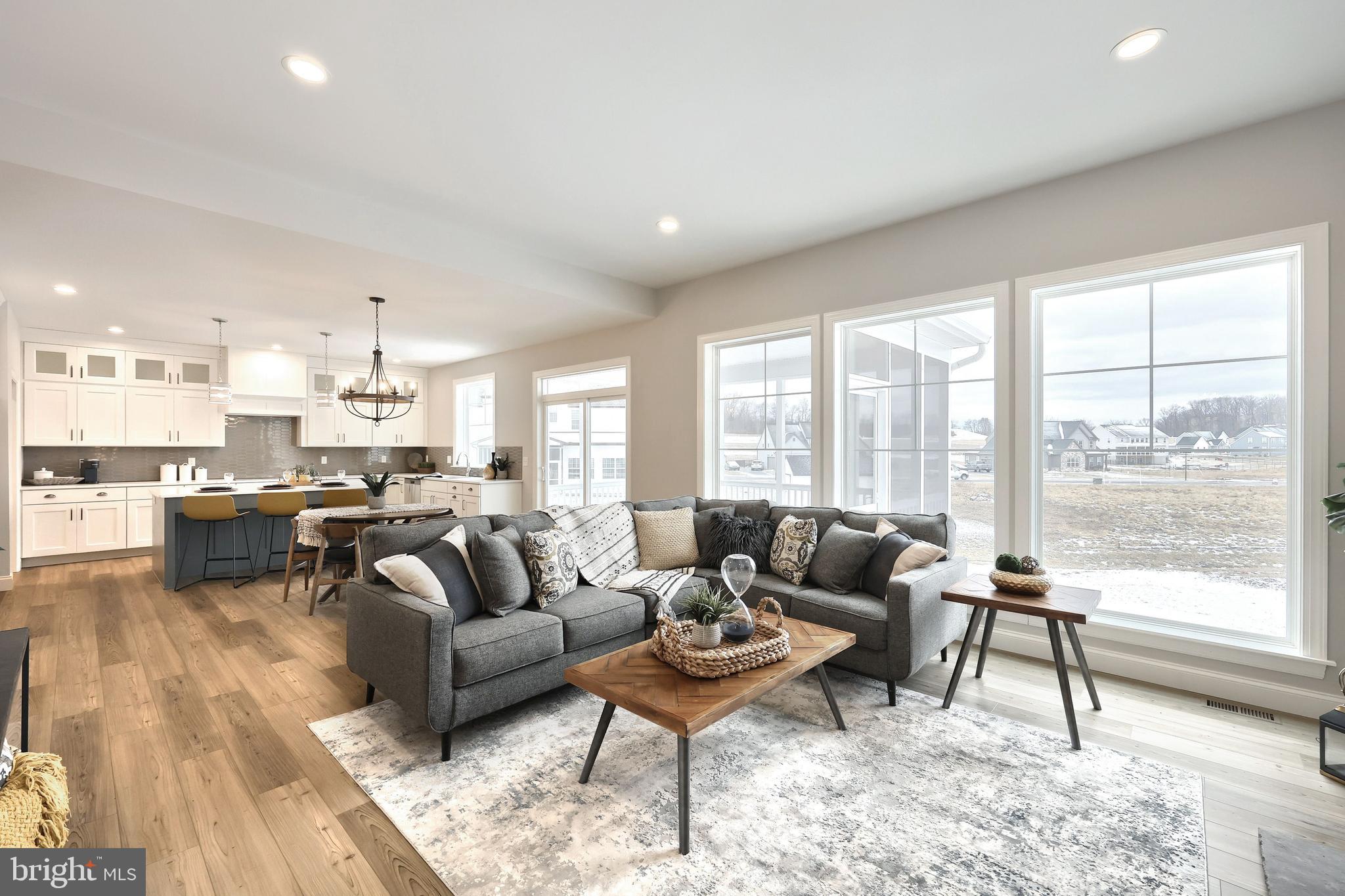 HAWK VALLEY - Residential