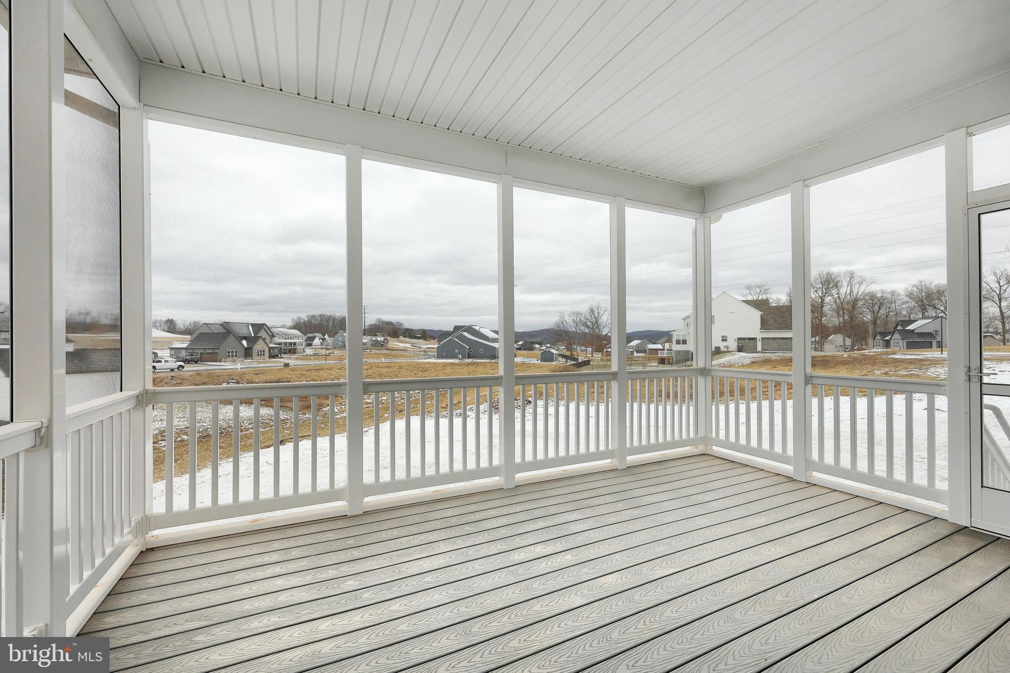 HAWK VALLEY - Residential