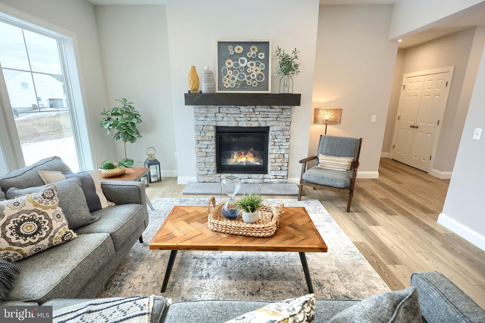 HAWK VALLEY - Residential