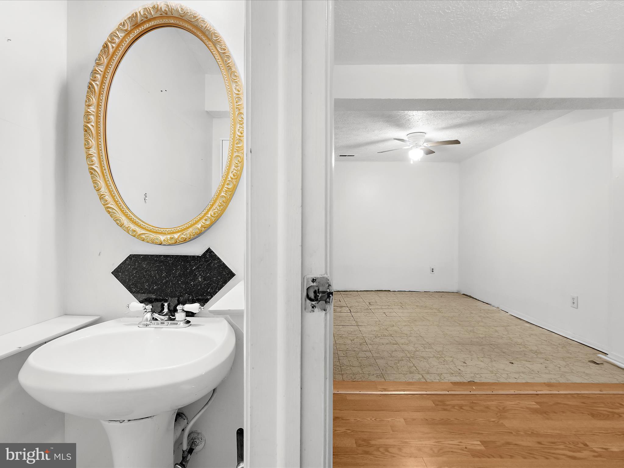 CHESTERFIELD - Residential