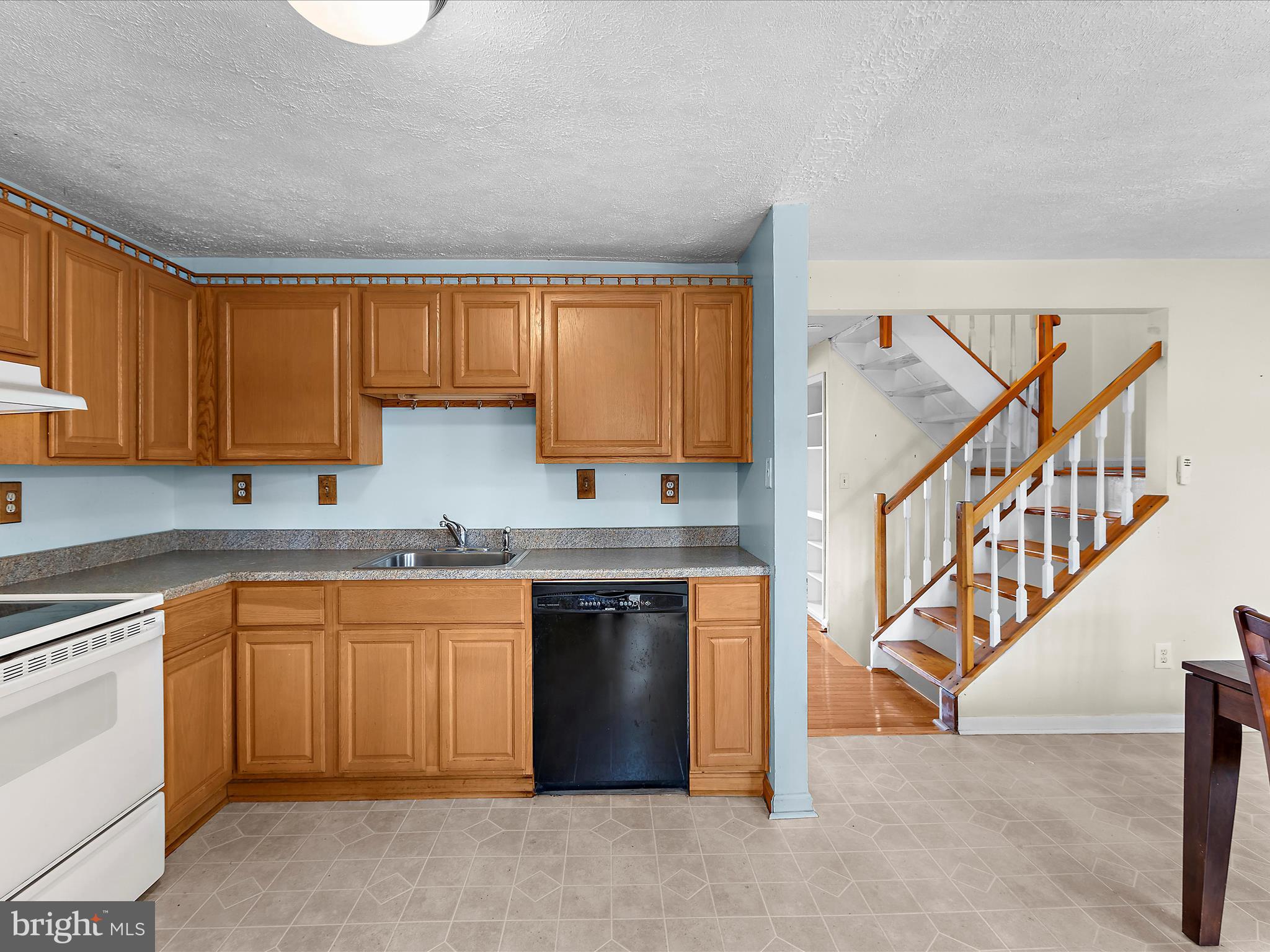3621 CHADWICK COURT