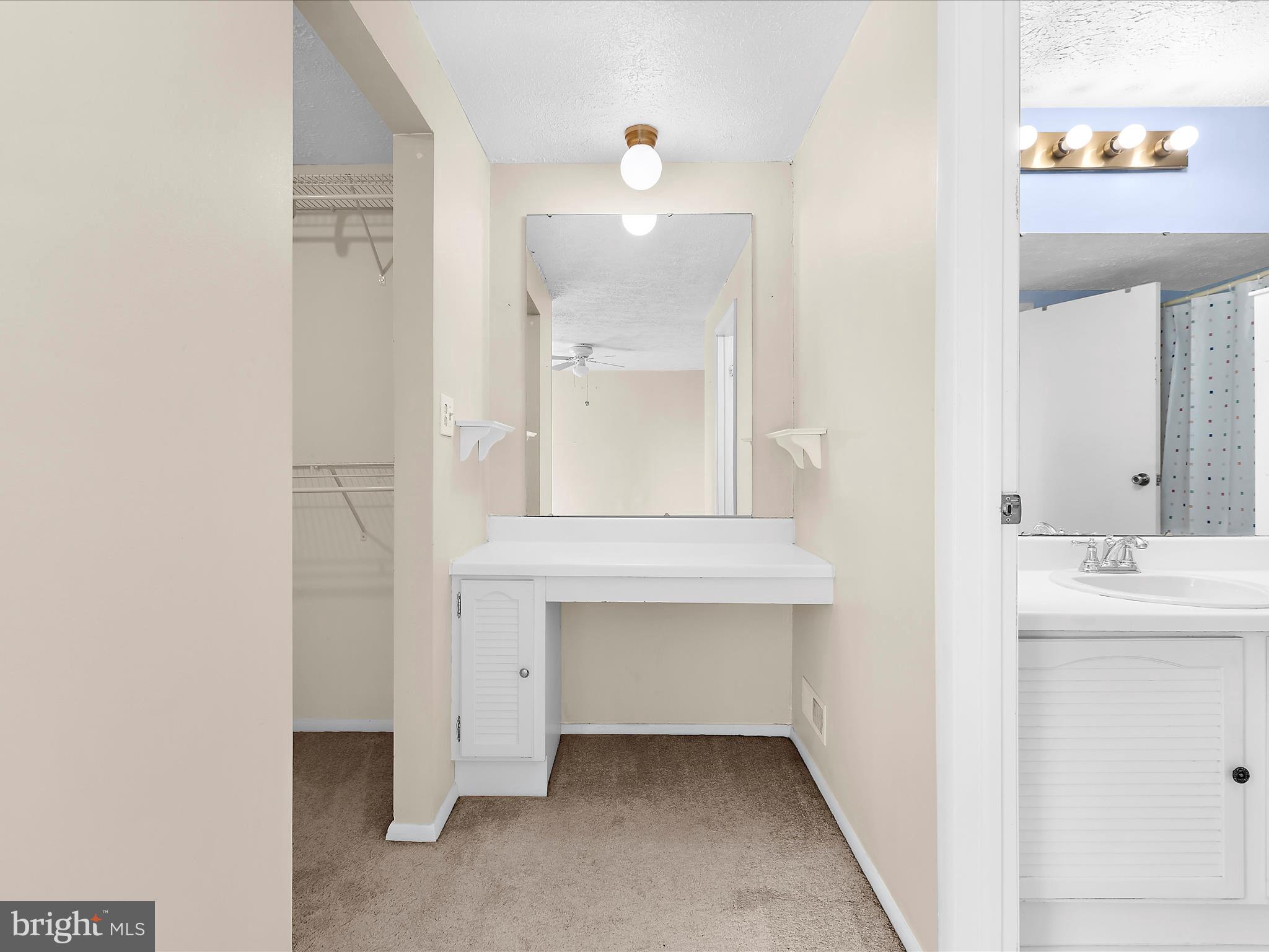 CHESTERFIELD - Residential