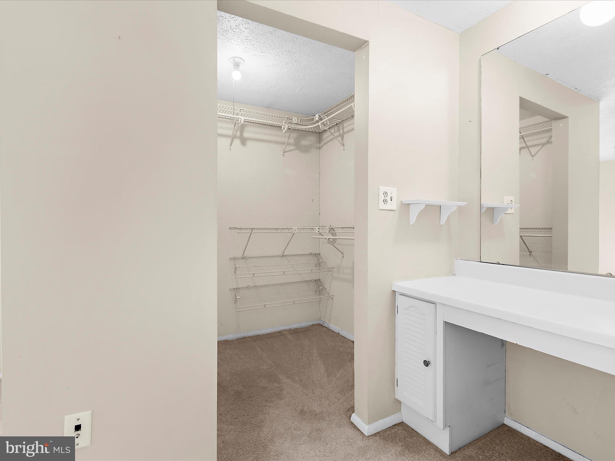 CHESTERFIELD - Residential