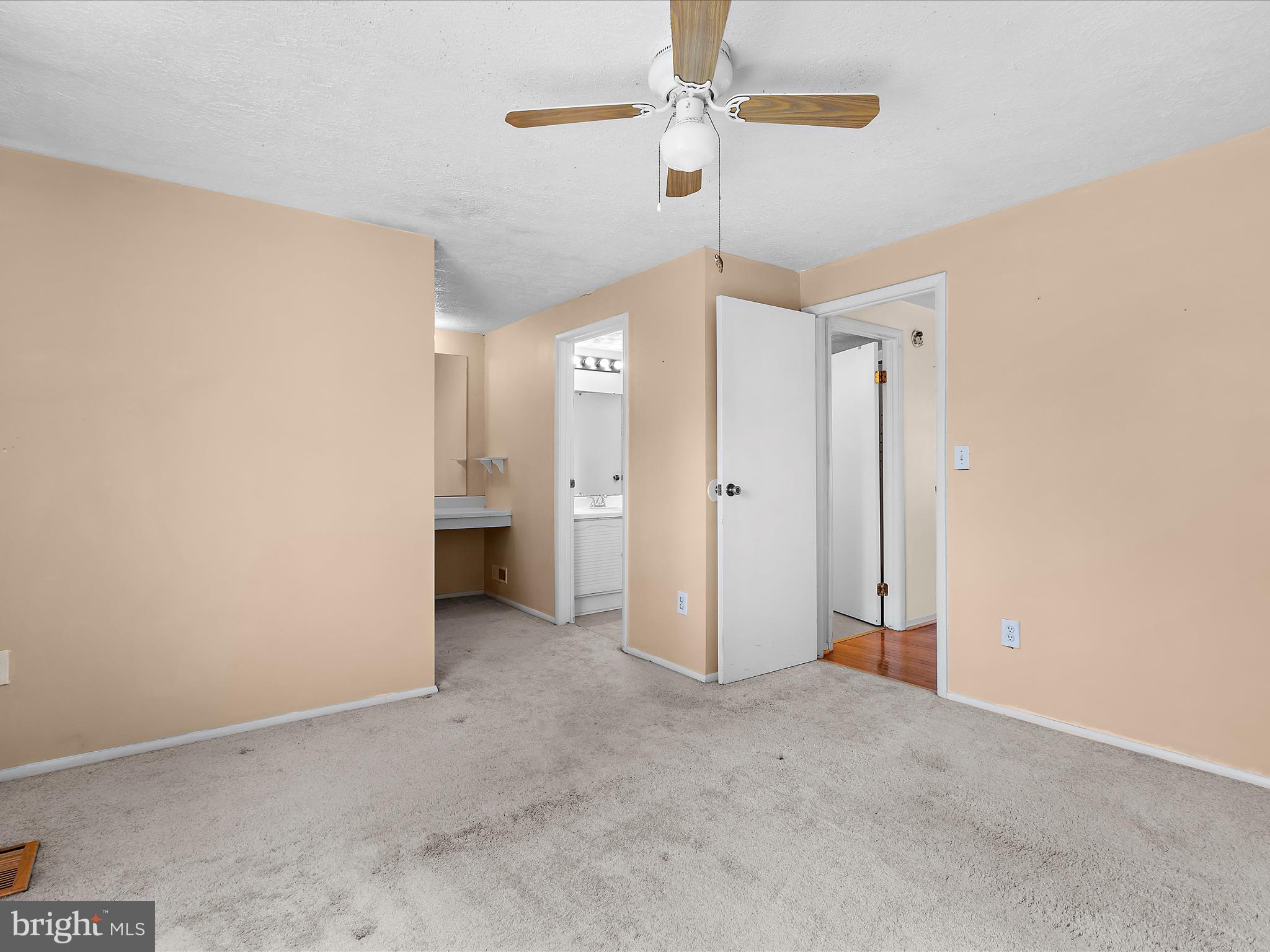 CHESTERFIELD - Residential