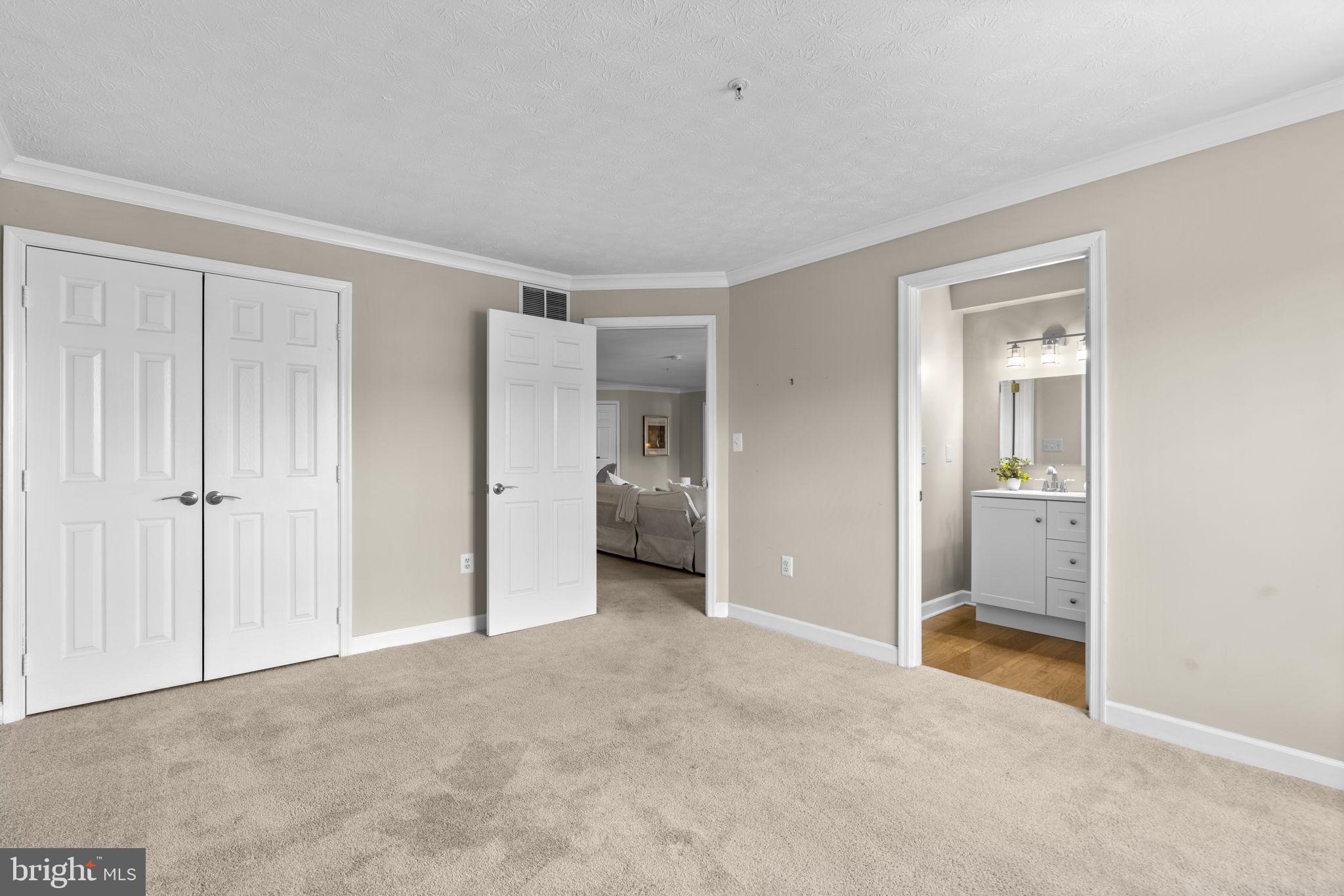 ADMIRAL REACH AT HARBOUR GATES - Residential