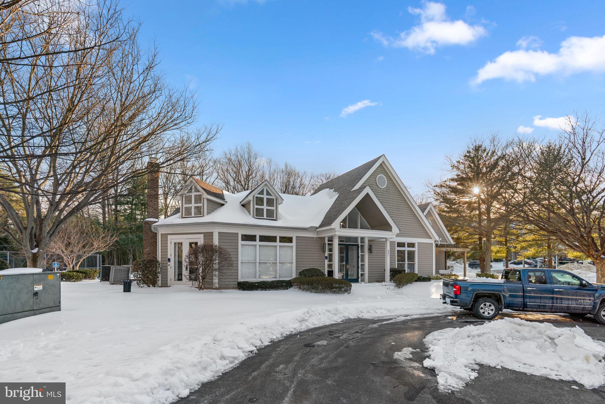 ADMIRAL REACH AT HARBOUR GATES - Residential