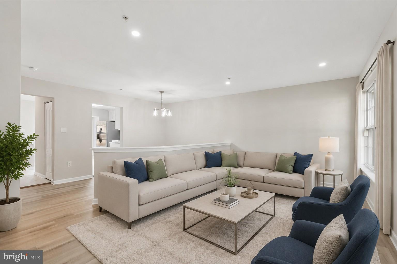 2577 BOLINBROOK COURT