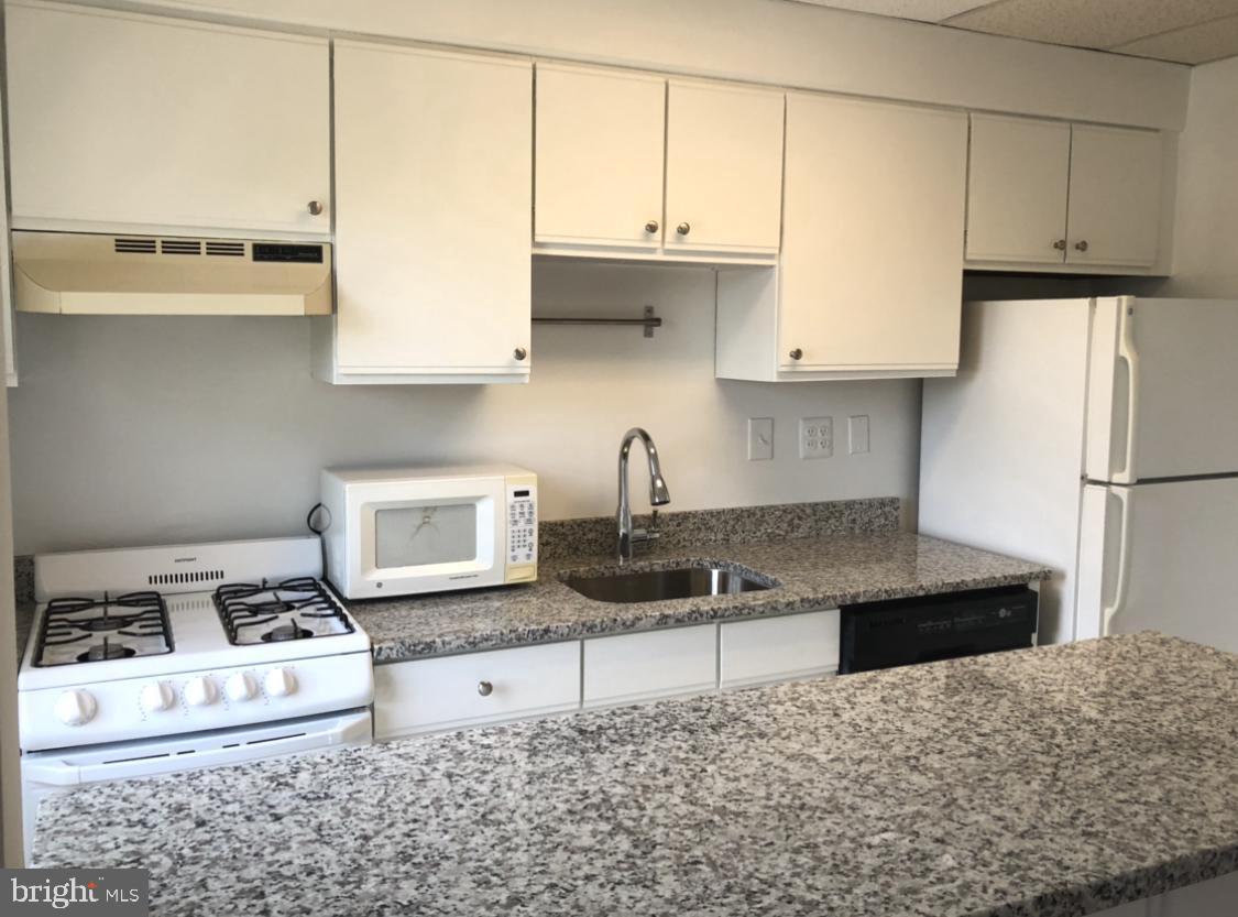 ROCK CREEK VILLAGE CONDOMINIUMS - Residential Lease