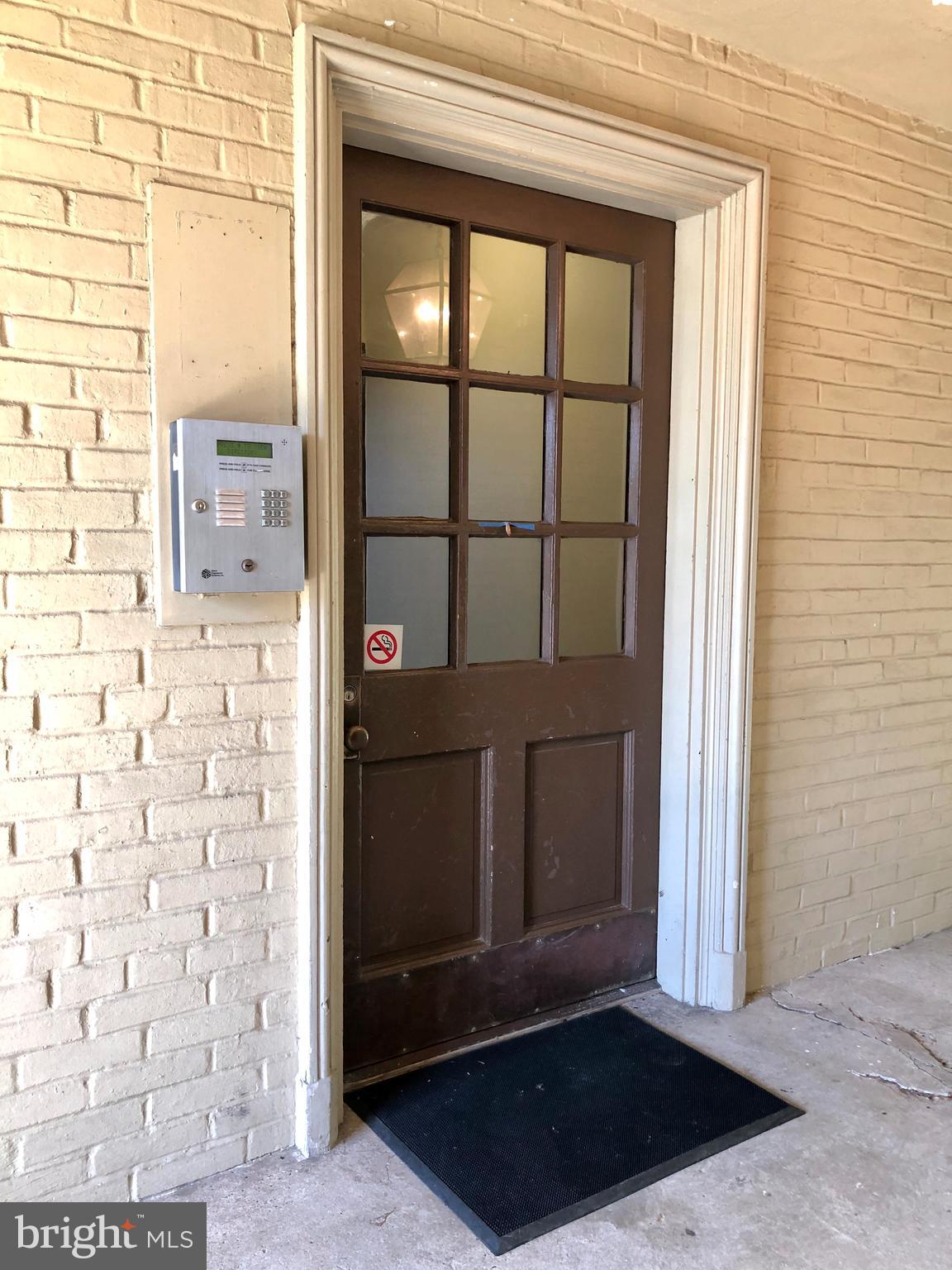 ROCK CREEK VILLAGE CONDOMINIUMS - Residential Lease