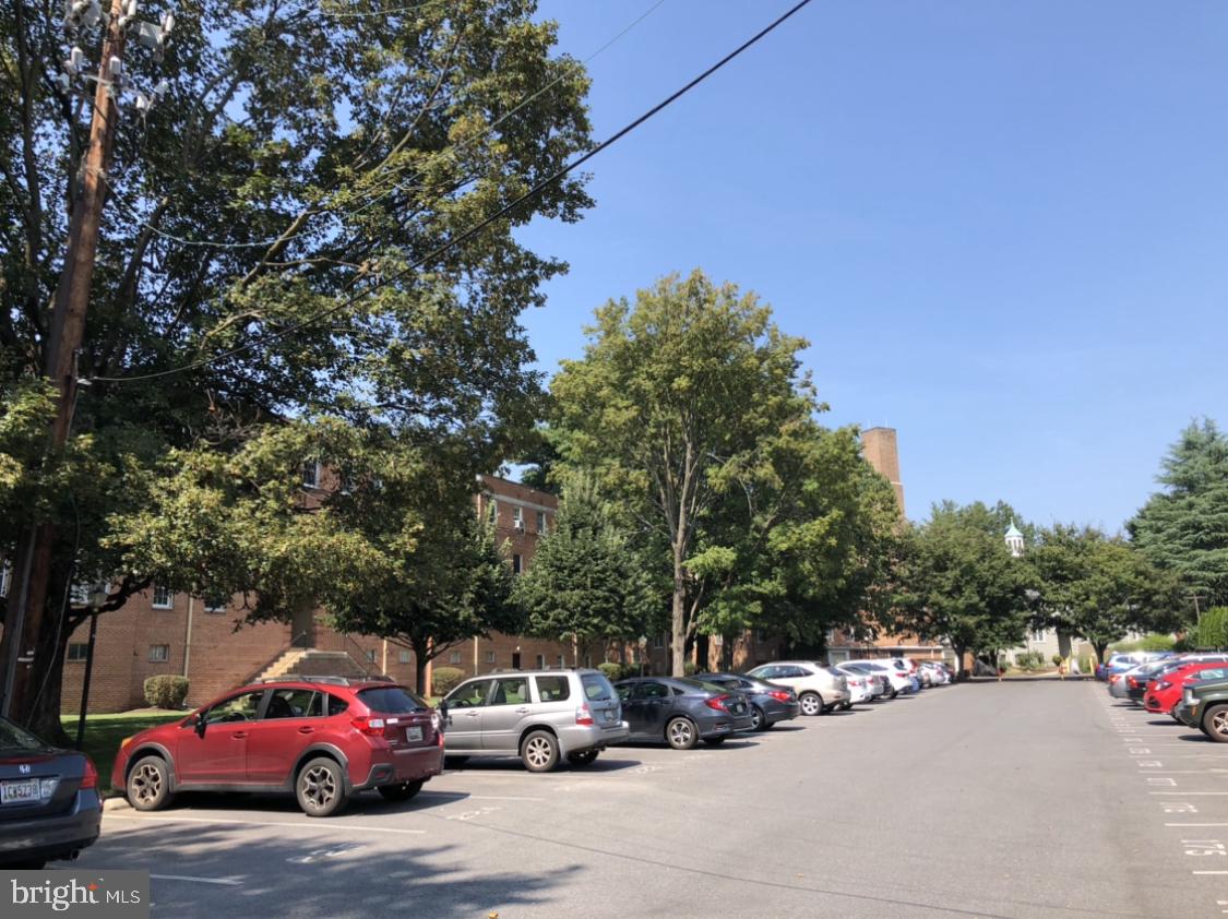 ROCK CREEK VILLAGE CONDOMINIUMS - Residential Lease