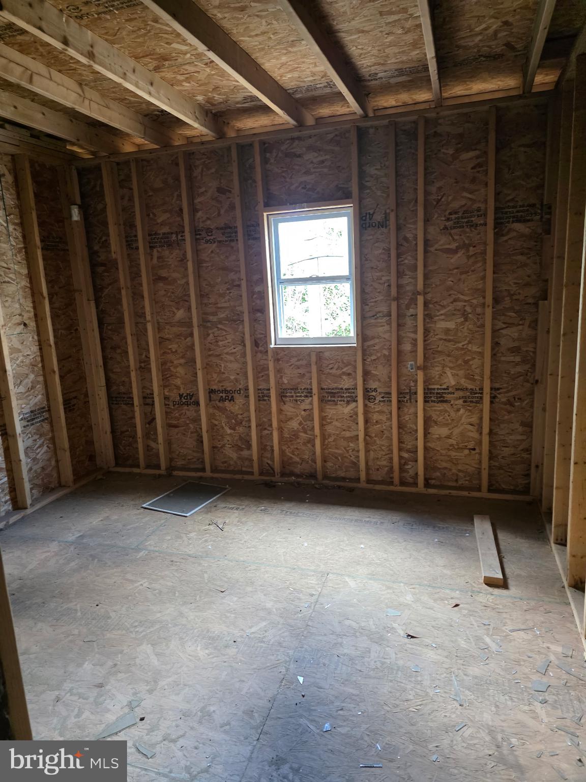 BROADWAY EAST - Residential