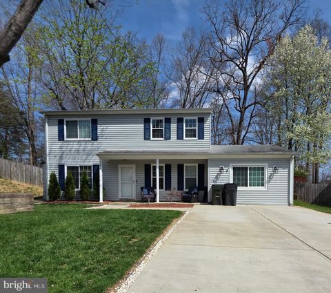 Photo of 5276 Sudberry Lane, WOODBRIDGE, VA 22193 (MLS # VAPW2116122)