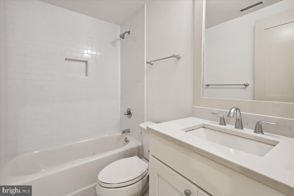 GLENBROOK VILLAGE - Residential
