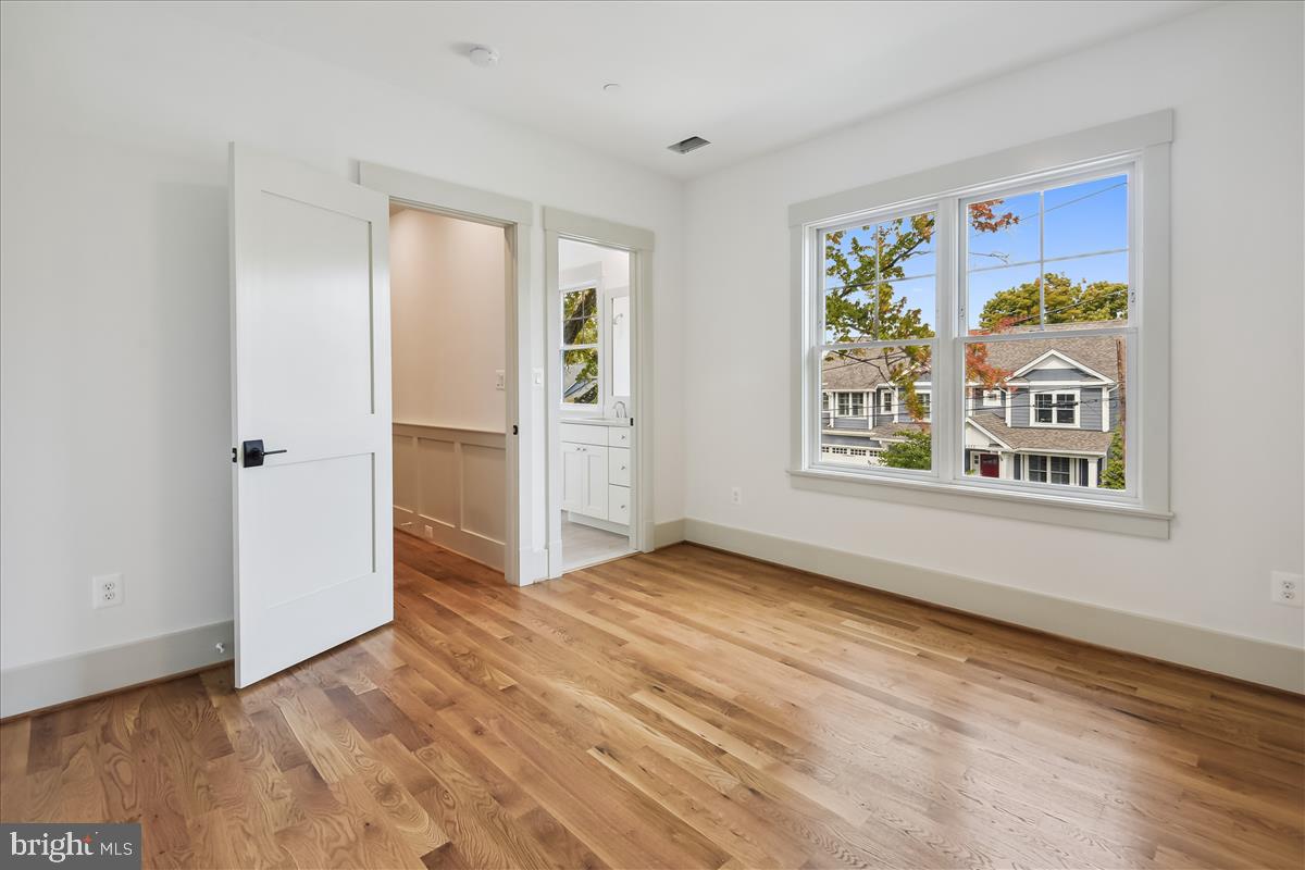 GLENBROOK VILLAGE - Residential