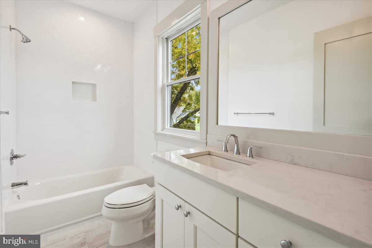 GLENBROOK VILLAGE - Residential
