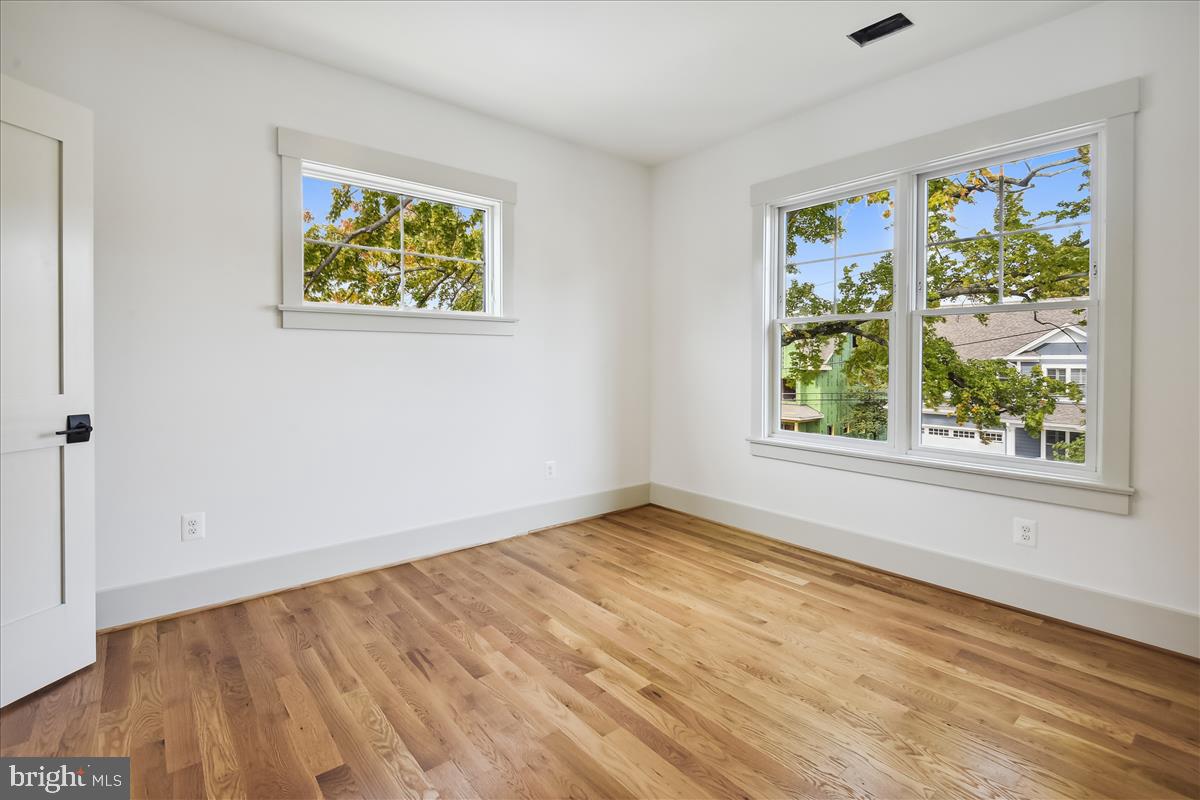 GLENBROOK VILLAGE - Residential