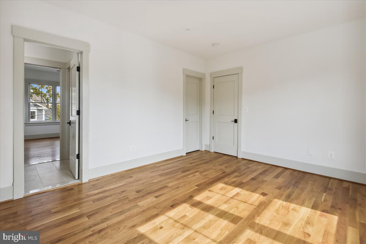 GLENBROOK VILLAGE - Residential